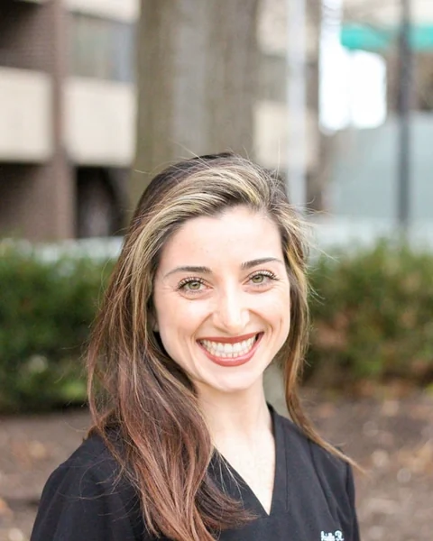 Arielle, Dental Assistant, EFDA at Lanz Associates in Dentistry.